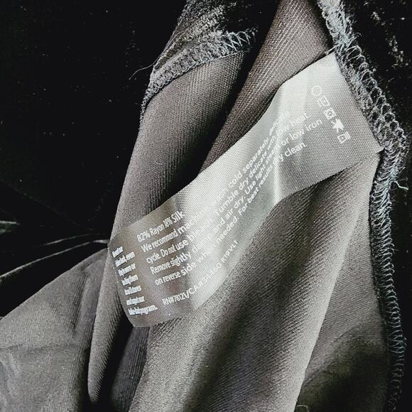 NEW Eileen Fisher Black Crushed Velvet Scoop Neck Sleeveless Midi Dress - Picture 12 of 12